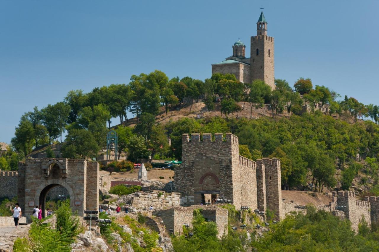 Апартамент Лукс Царевец-Център Veliko Tárnovo Exterior foto